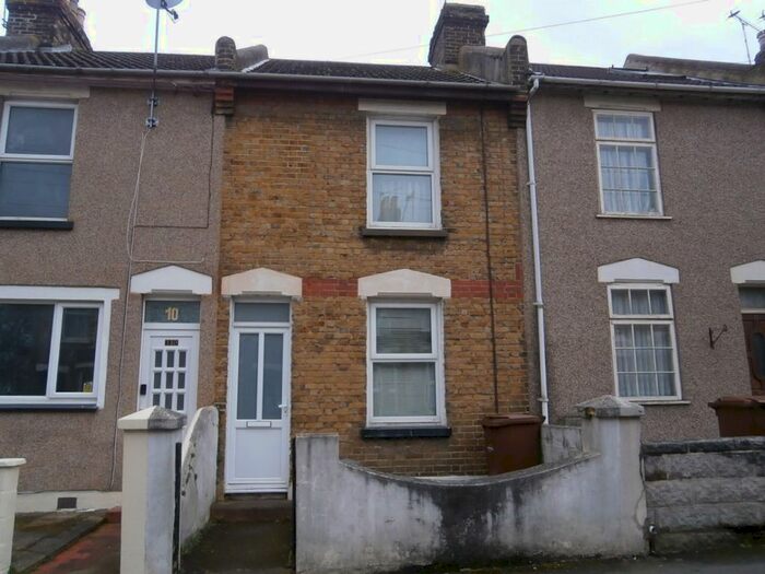 3 Bedroom Terraced House To Rent In Frederick Road, Gillingham, ME7