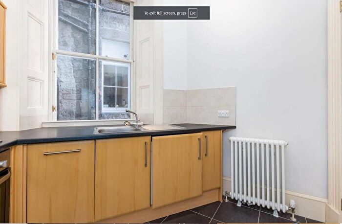 1 Bedroom Flat To Rent In Rosebery Crescent, Haymarket, Edinburgh, EH12