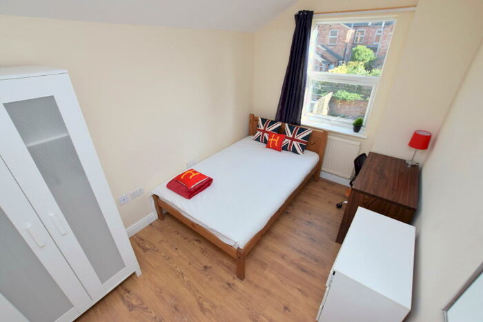 4 Bedroom Terraced House To Rent In Euston Road, Far Cotton, Northampton, NN4