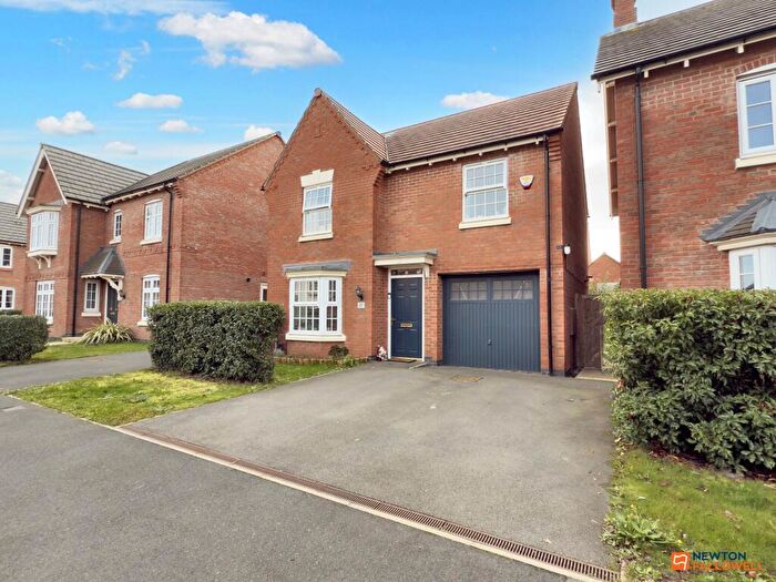 3 Bedroom Detached House For Sale In Glynn Street, Hugglescote, LE67