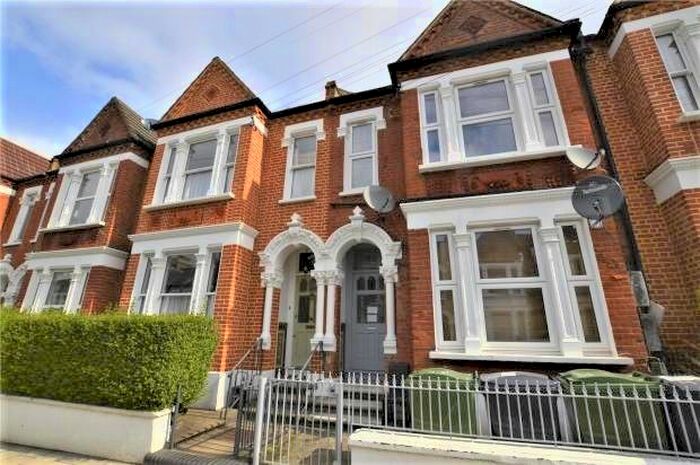 1 Bedroom Flat To Rent In Thornton Avenue, Streatham, SW2