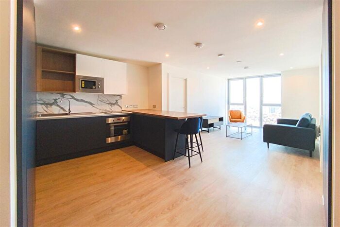 2 Bedroom Apartment To Rent In Riverview, M3