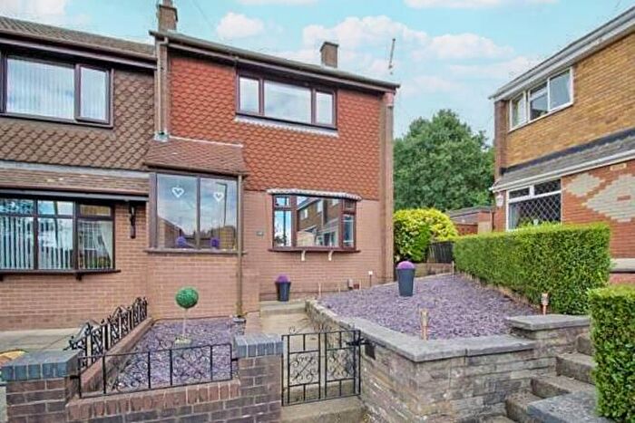 2 Bedroom Town House To Rent In Kingston Place, Norton, Stoke-On-Trent, ST6