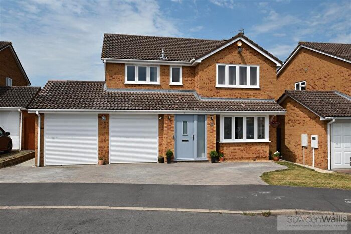 4 Bedroom Detached House For Sale In Turnpole Close, Stamford, PE9