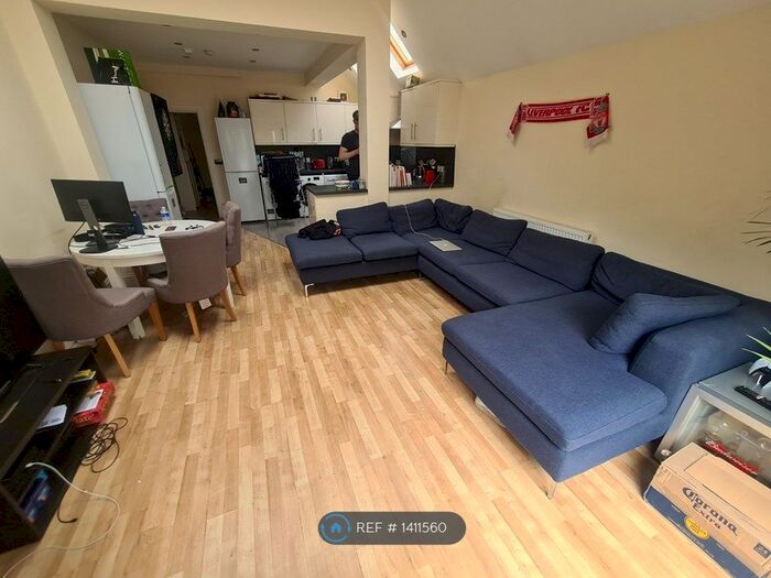 5 Bedroom Terraced House To Rent In Letchworth Street, London, SW17