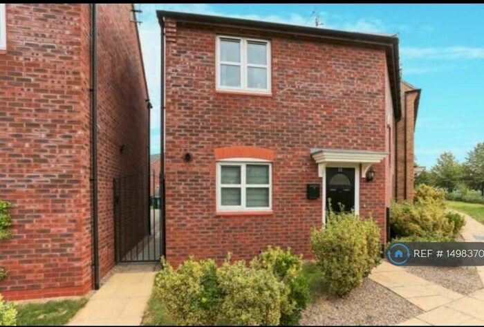 3 Bedroom Semi-Detached House To Rent In Sunbeam Way, Coventry, CV3