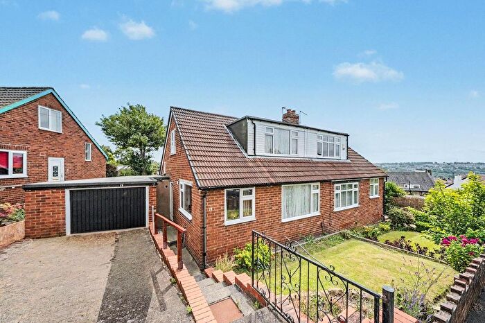 3 Bedroom Semi-detached House For Sale In Stoney Croft, Horsforth, Leeds, West Yorkshire, LS18