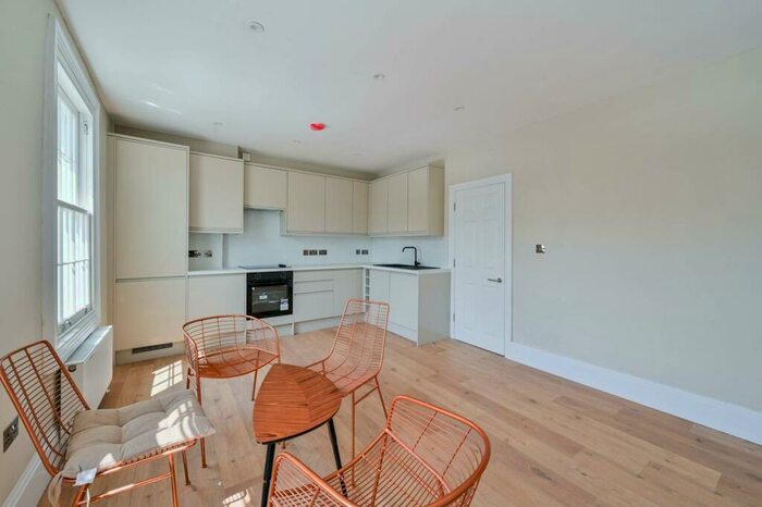 4 Bedroom Maisonette To Rent In Prince Of Wales Road, Kentish Town, London, NW5