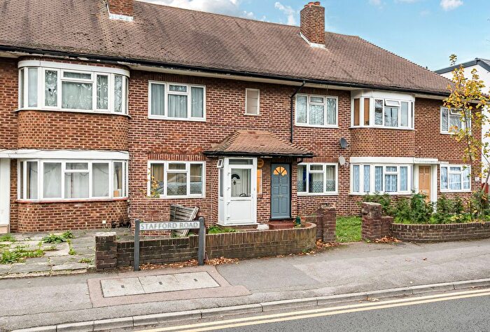 2 Bedroom Maisonette For Sale In Stafford Road, Wallington, SM6