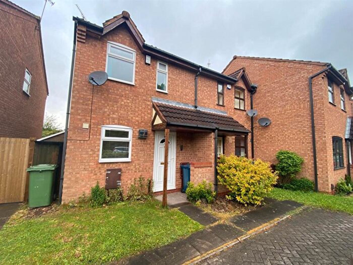 2 Bedroom House To Rent In Charnley Road, Stafford, ST16