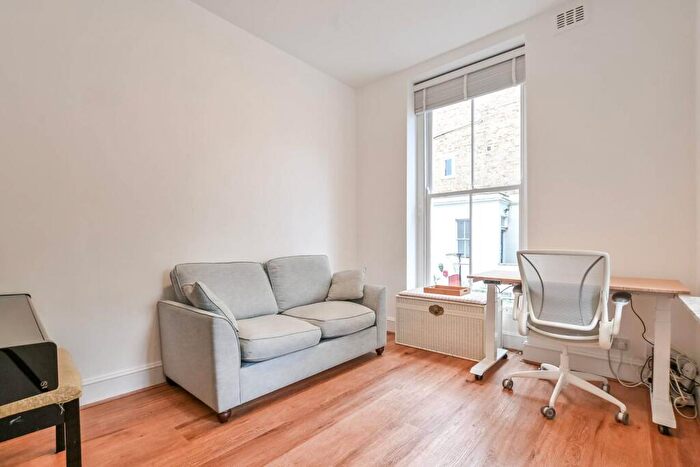 1 Bedroom Flat To Rent In St Augustines Road, Camden, London, NW1