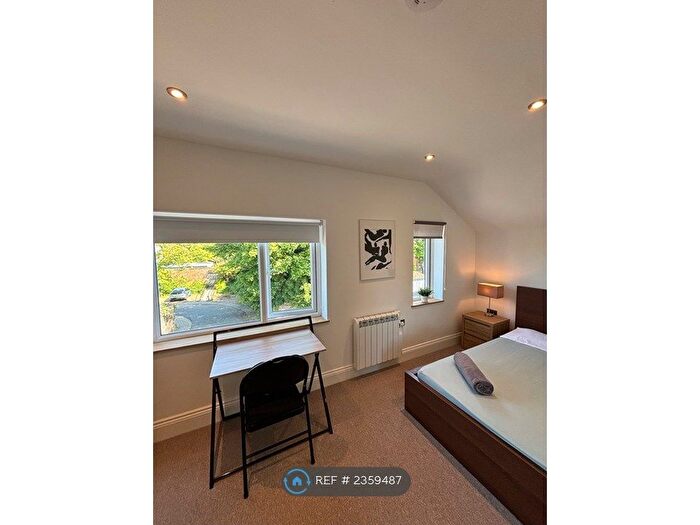 5 Bedroom Detached House To Rent In Bevendean Road, Brighton, BN2