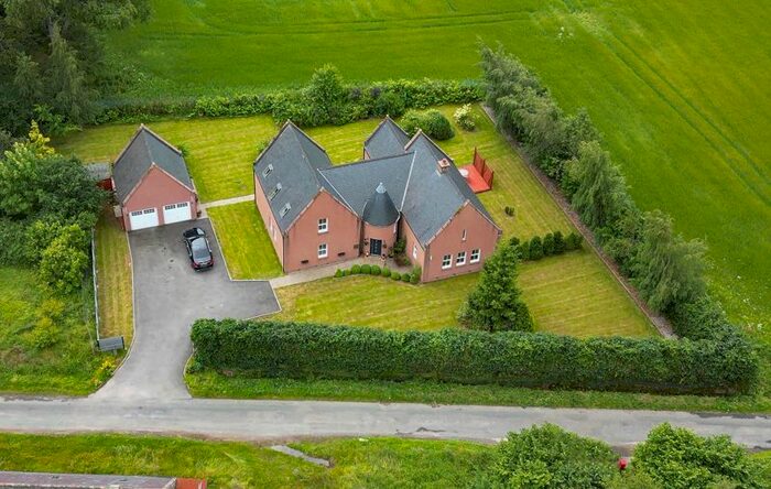 5 Bedroom Detached House For Sale In Tall Trees, Breda Park, Alford., AB33