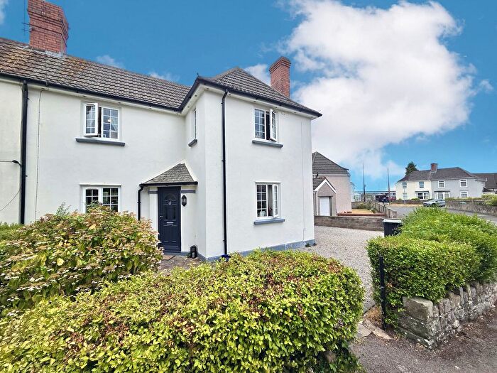 3 Bedroom End Of Terrace House To Rent In Camp Road, Chepstow, NP16