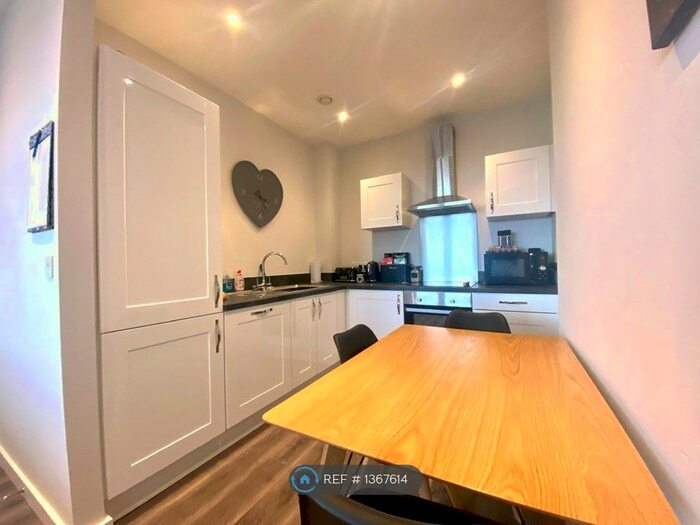 1 Bedroom Flat To Rent In Crosby Road North, Waterloo, Liverpool, L22