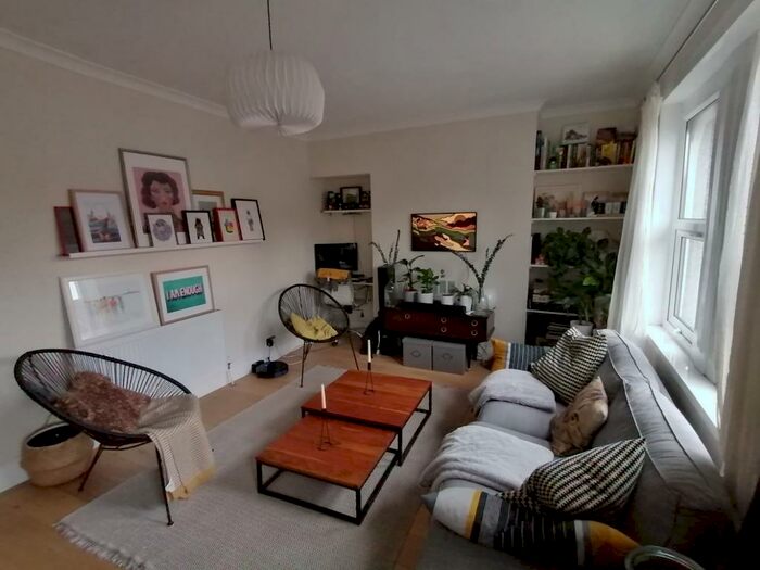 3 Bedroom Apartment To Rent In Barking Road, London, E13