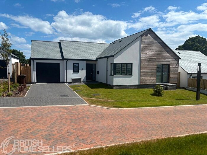 2 Bedroom Bungalow For Sale In Silva Gardens, Mylor Bridge, Falmouth, Cornwall, TR11
