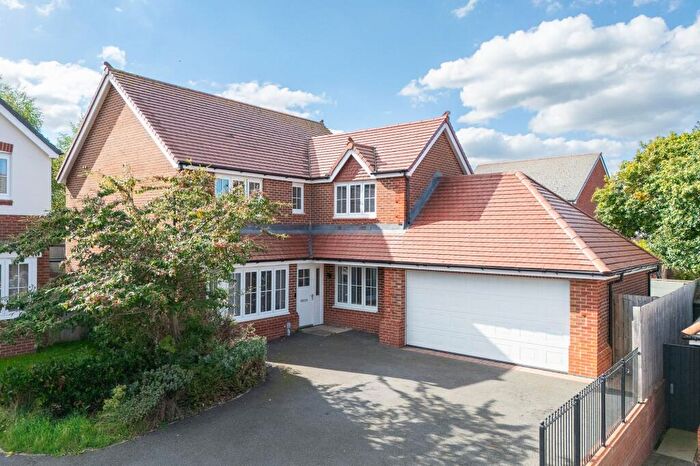 4 Bedroom Detached House For Sale In Lon Elfod, Abergele, LL22