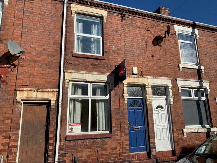 3 Bedroom Property To Rent In Carlton Road, Stoke-on-trent, ST4