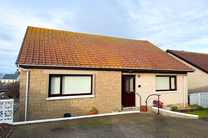 2 Bedroom Detached Bungalow For Sale In Mckay Place, Macduff, AB44