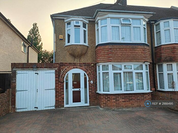 3 Bedroom Semi-Detached House To Rent In Wilson Ave, Rochester, ME1