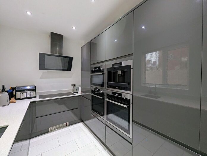 4 Bedroom Terraced House For Sale In Rosebery Avenue, South Shields, NE33