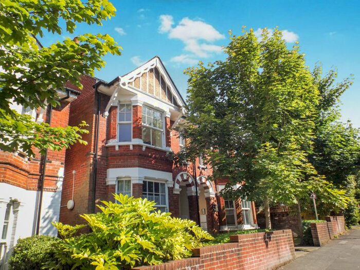 1 Bedroom Apartment To Rent In Sussex Street, Winchester, SO23