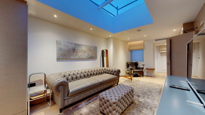 3 Bedroom Flat To Rent In Maddox Street, London, W1S