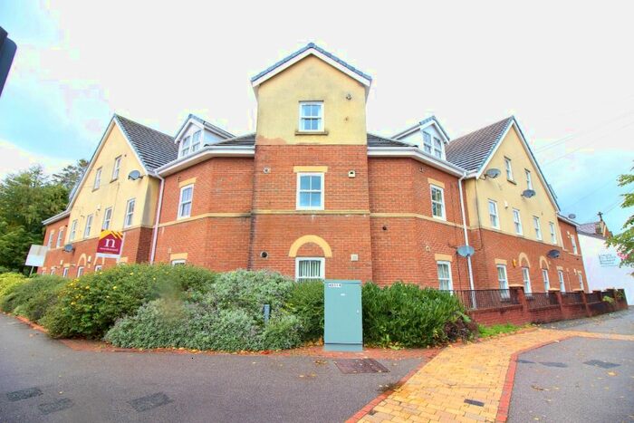 2 Bedroom Flat To Rent In Beaconsfield Court, St Helens Road, Ormskirk L39