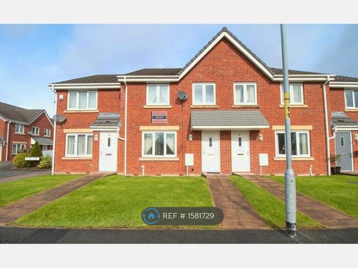 2 Bedroom Terraced House To Rent In Jethro Street, Bolton, BL2