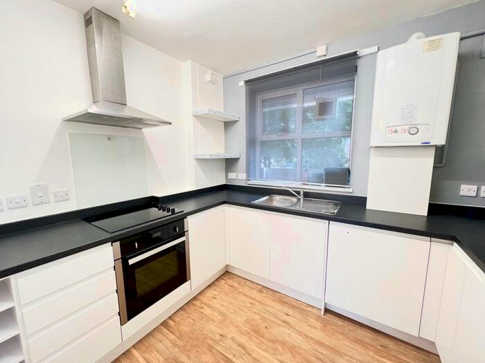 1 Bedroom Flat To Rent In Leigh Road, London, N5