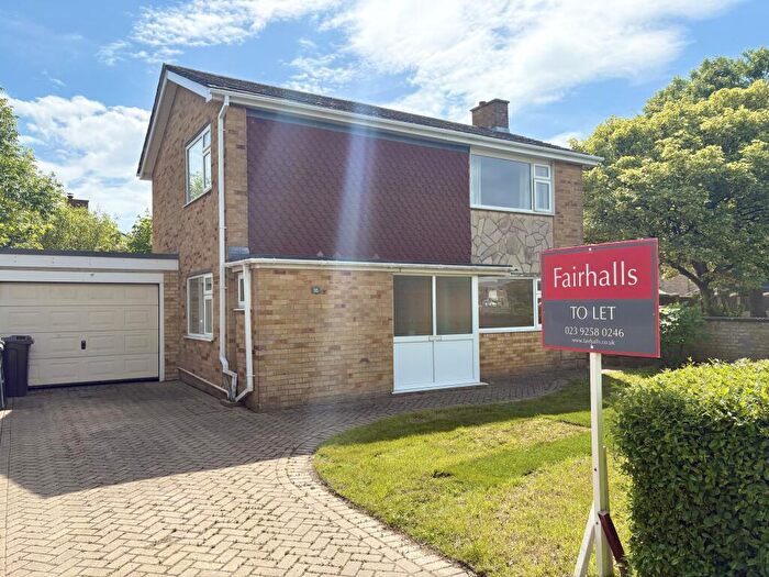 3 Bedroom Detached House To Rent In Gomer Lane, Alverstoke, Gosport, Hampshire, PO12