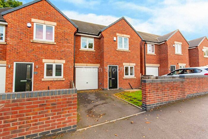 3 Bedroom Semi-Detached House To Rent In Elmbridge, Bestwood Park, NG5
