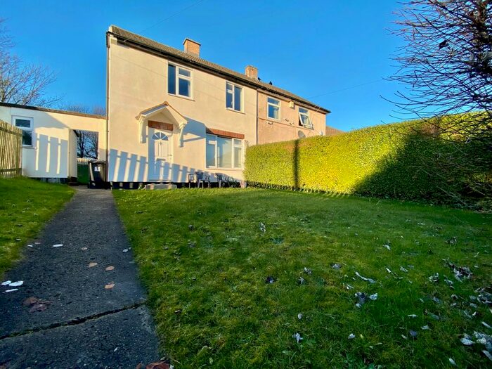 3 Bedroom Semi-Detached House To Rent In Godwin Place, Bradley, Huddersfield HD2