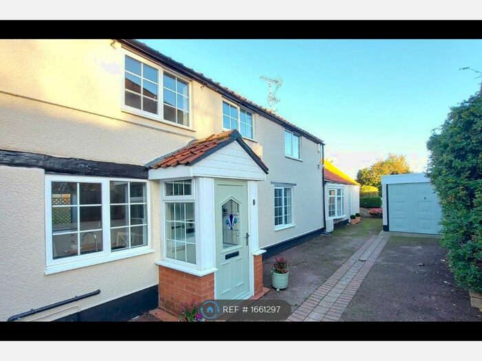 2 Bedroom Detached House To Rent In High Street, Ruskington, Sleaford, NG34
