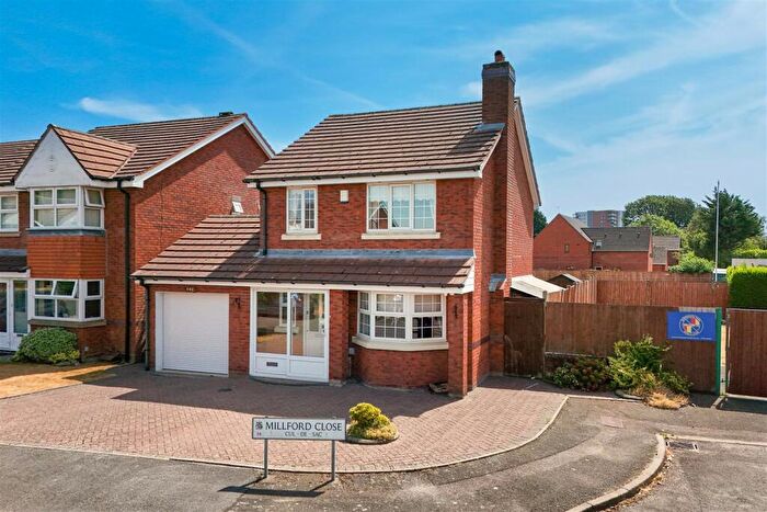 3 Bedroom Detached House For Sale In Millford Close, Hall Green, Birmingham, B28