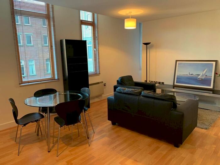 1 Bedroom Flat To Rent In Lever Street, Manchester, M1