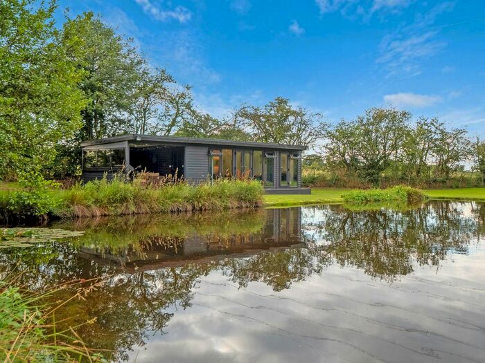 3 Bedroom Detached House For Sale In Green Barns Lane Little Hay, Staffordshire, WS14