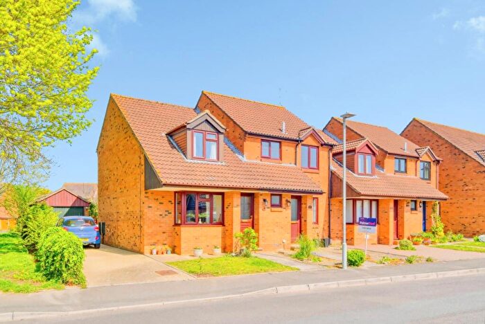 3 Bedroom Terraced House For Sale In Christopher Crescent, Poole, Dorset, BH15