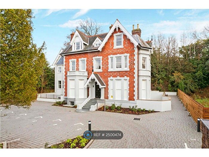 2 Bedroom Flat To Rent In Sandstone Quarry, Tunbridge Wells, TN1