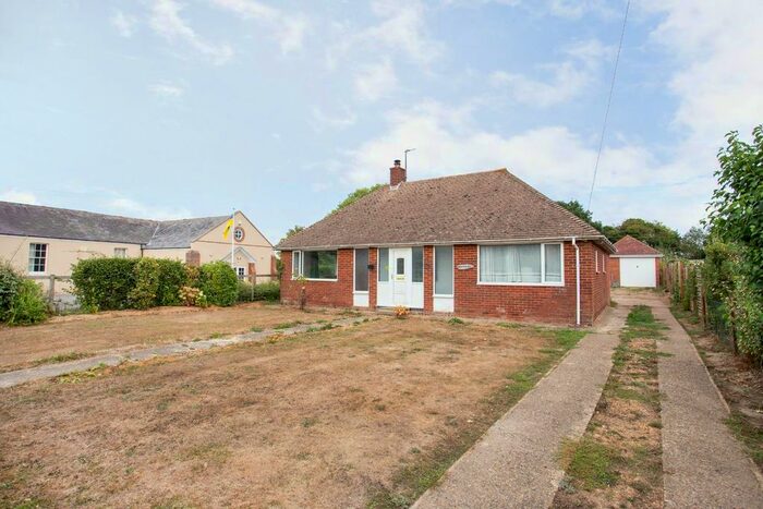 2 Bedroom Detached Bungalow For Sale In Stelling Minnis, Canterbury, CT4