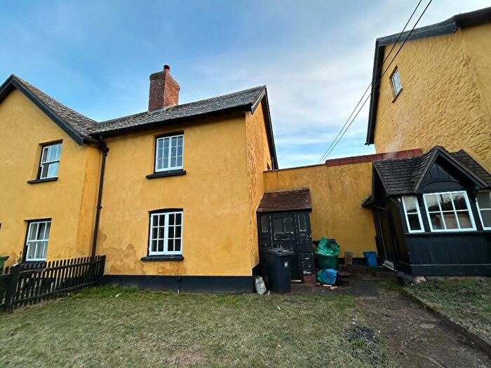 2 Bedroom Terraced House To Rent In New Buildings, EX5