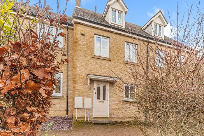 3 Bedroom Terraced House To Rent In Cranberry Road, Witney, OX28