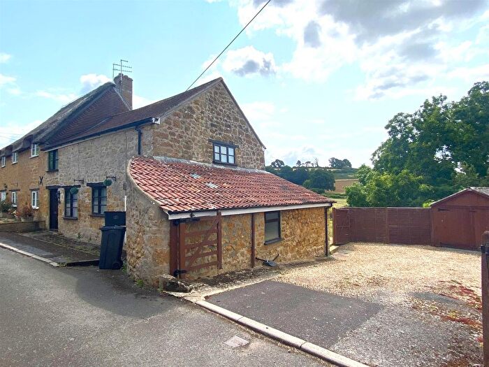 3 Bedroom Semi-Detached House For Sale In Love Lane, Ilminster, TA19