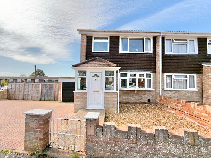 3 Bedroom Semi Detached House For Sale In Ticonderoga Gardens, Southampton, SO19