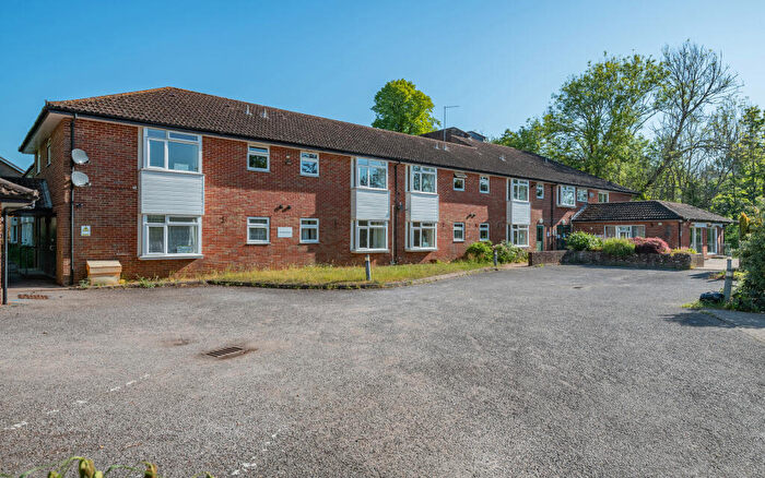 25 Bedroom Block Of Apartments For Sale In Pembridge House, Salisbury Road, Fordingbridge, Hampshire, SP6