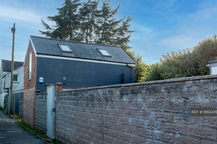 1 Bedroom Flat To Rent In Fairleigh Road, Cardiff, CF11