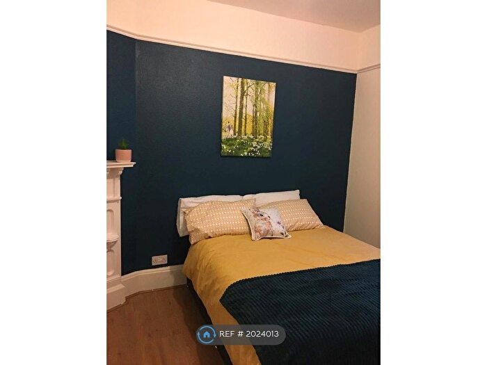 6 Bedroom Semi-Detached House To Rent In Barras Lane, Coventry, CV1