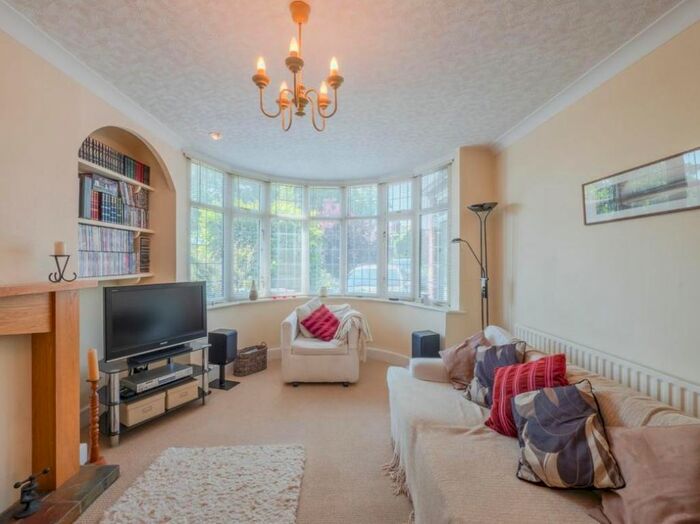 3 Bedroom Terraced House To Rent In Aldwick Road, Croydon, Surrey, CR0