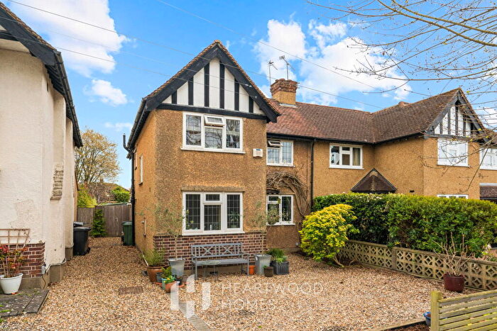 3 Bedroom Semi Detached House For Sale In Hazelwood Drive, St. Albans, AL4